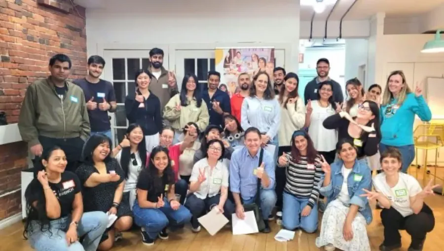 French classes in Gastown Vancouver: L'Atelier evening event with native French teachers