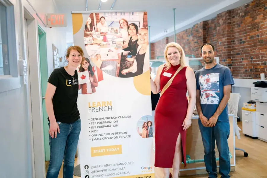Learn French in Vancouver community celebration: students and teachers at the school's anniversary
